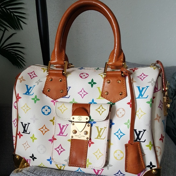 Meet your Posher Rachel - Picture 1 of 7